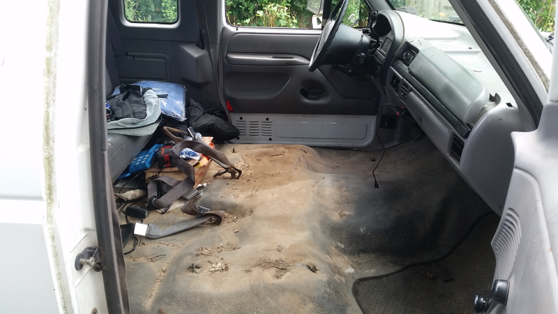Illustration for article titled Finally found a good untorn bench seat. (update more pics)